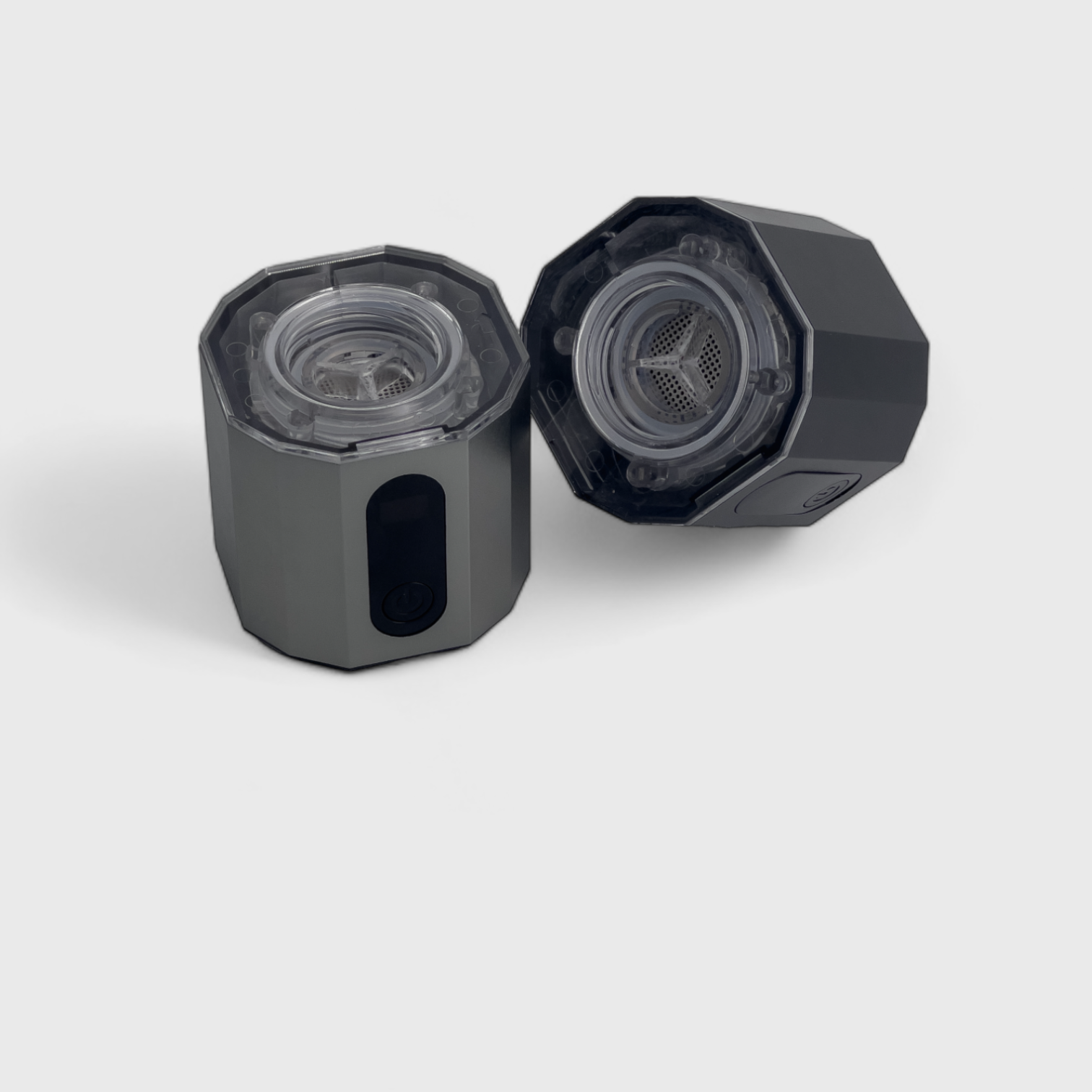 Close-up detailed shot of KLAR Elite hydrogen water bottle's PEM and SPE platinum-coated titanium electrodes, showcasing the highest levels of ppb in the market, up to 10,000 ppb